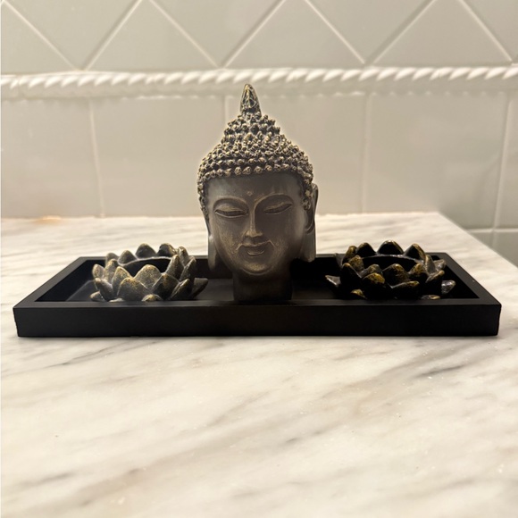 Buddha Head Decor Lotus Tea light Holder - Picture 2 of 4